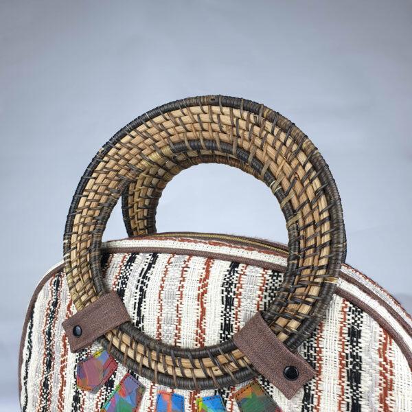 Maanyag Handbag - Image 3